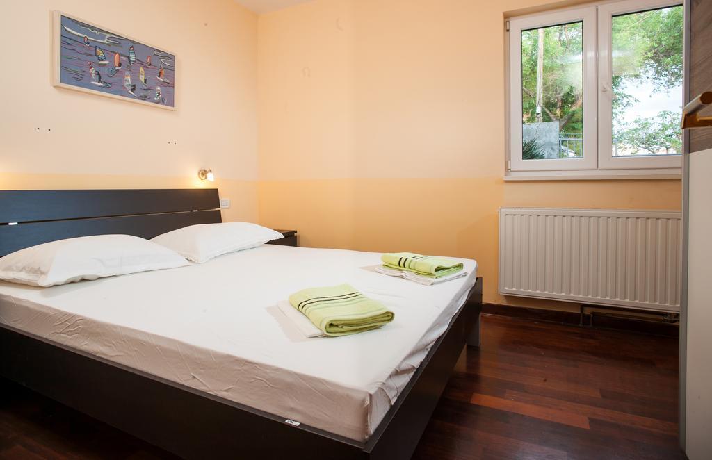 Apartments Tino Makarska Cameră foto