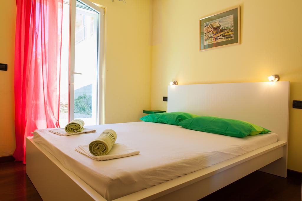 Apartments Tino Makarska Cameră foto